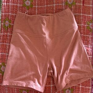 manduka Dusty Rose High-Waist Bike Shorts
